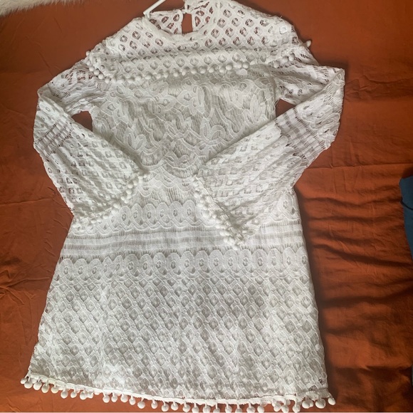 White Lace Pom Pom Long Bell Sleeve crochet Dress Size M - Picture 3 of 4